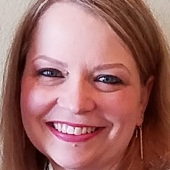 Meet your Posher, Tonya - Picture 1 of 1